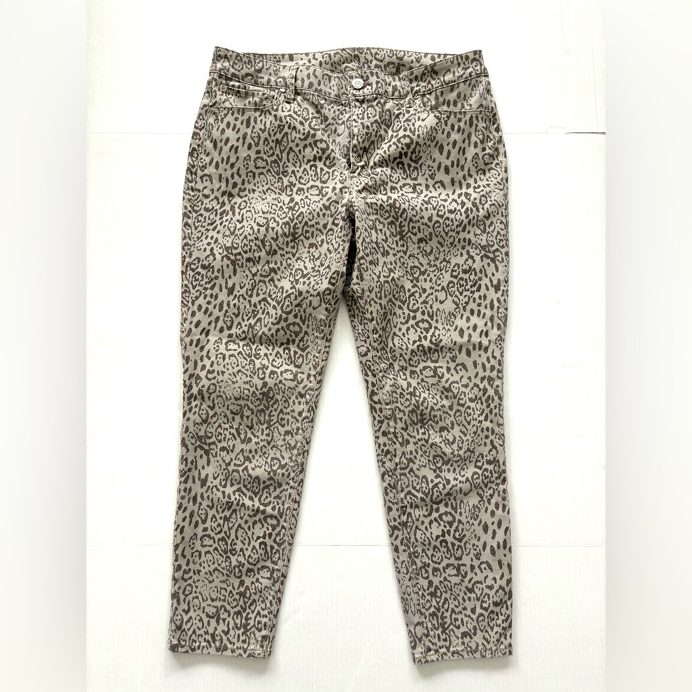 WHBM Mid Rise Skinny Crop Animal Print Stretchy Comfort Jeans Women’s Size 12